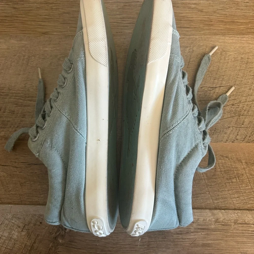 Women's‎ Size 7 Sage Mint Green Rocket Dog Sneakers Comfort Minimalist Neutral